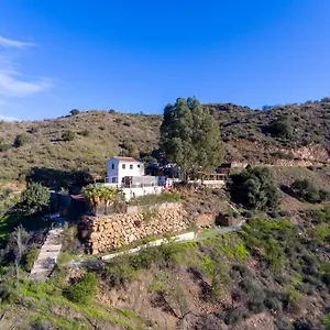 https://finca-fabulosa-nudist-resort-adults-only.es-andalucia.com